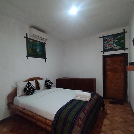Wahyu Gili 1 Hotel Джили Трауанган Екстериор снимка