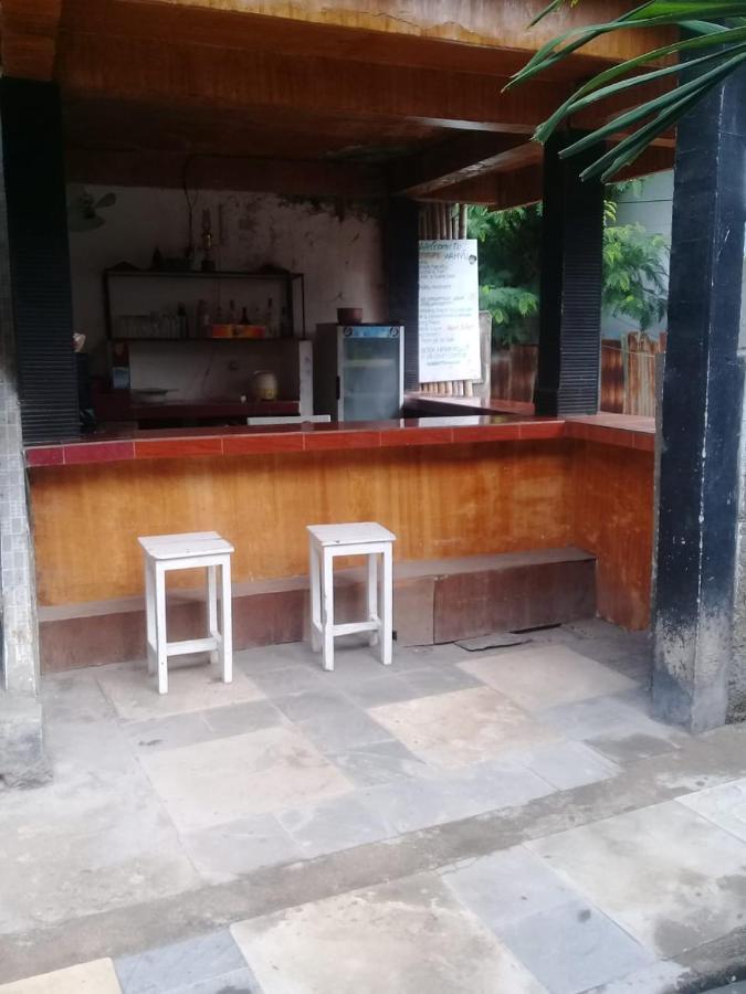 Wahyu Gili 1 Hotel Джили Трауанган Екстериор снимка