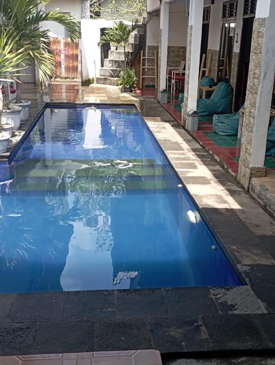 Wahyu Gili 1 Hotel Джили Трауанган Екстериор снимка
