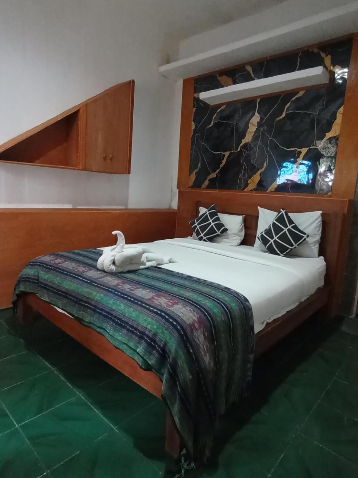 Wahyu Gili 1 Hotel Джили Трауанган Екстериор снимка