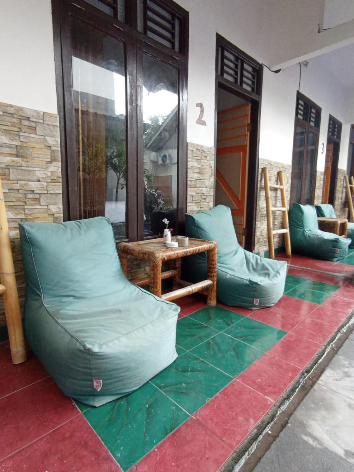 Wahyu Gili 1 Hotel Джили Трауанган Екстериор снимка