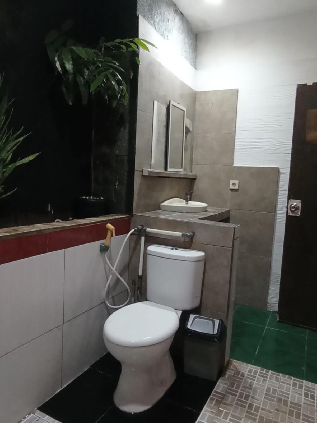 Wahyu Gili 1 Hotel Джили Трауанган Екстериор снимка