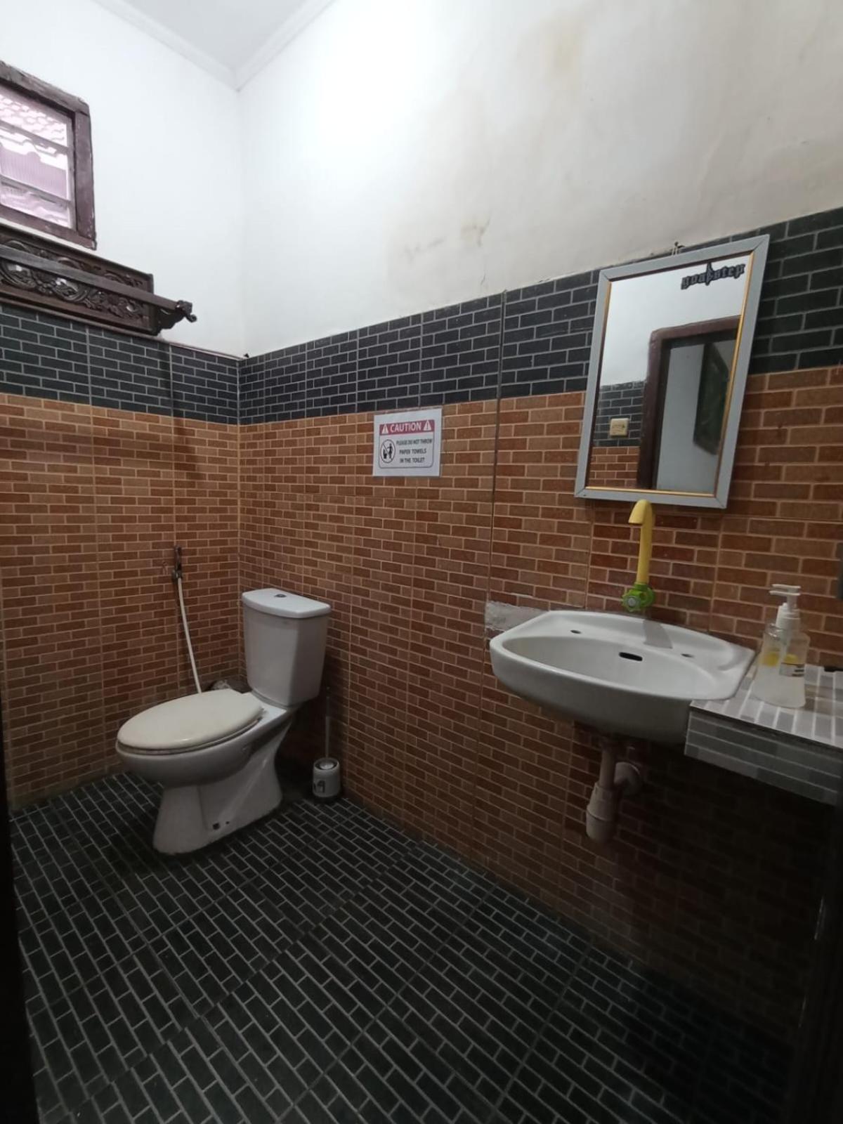 Wahyu Gili 1 Hotel Джили Трауанган Екстериор снимка